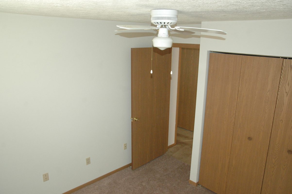 dsc_0195 Quaker Station Apartments